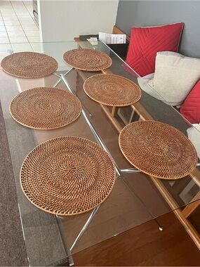 Set of 6 Round Woven Rattan Placemats - Natural Brown